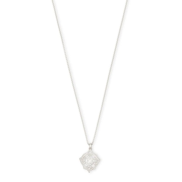 Kendra Scott Jewelry - Kendra Scott Kacey Long Pendant Necklace in Filigree Adjustable Chain